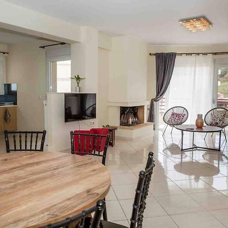 Lavrio Seaview 2Bdr Apt 4 Min Dive From The Sea Exterior photo